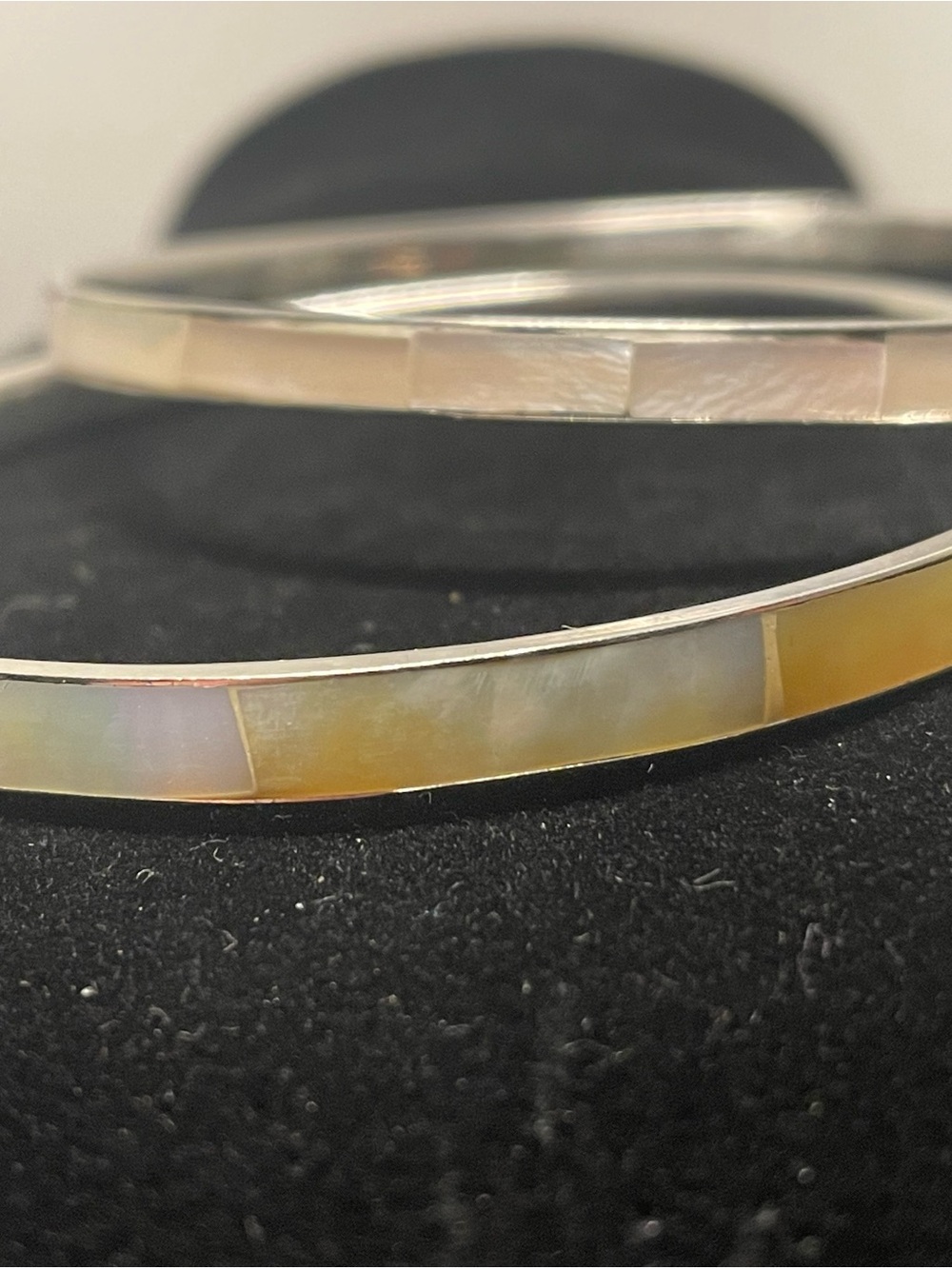 Mother of Pearl Inlay Bangle Bracelet - Yellow/White